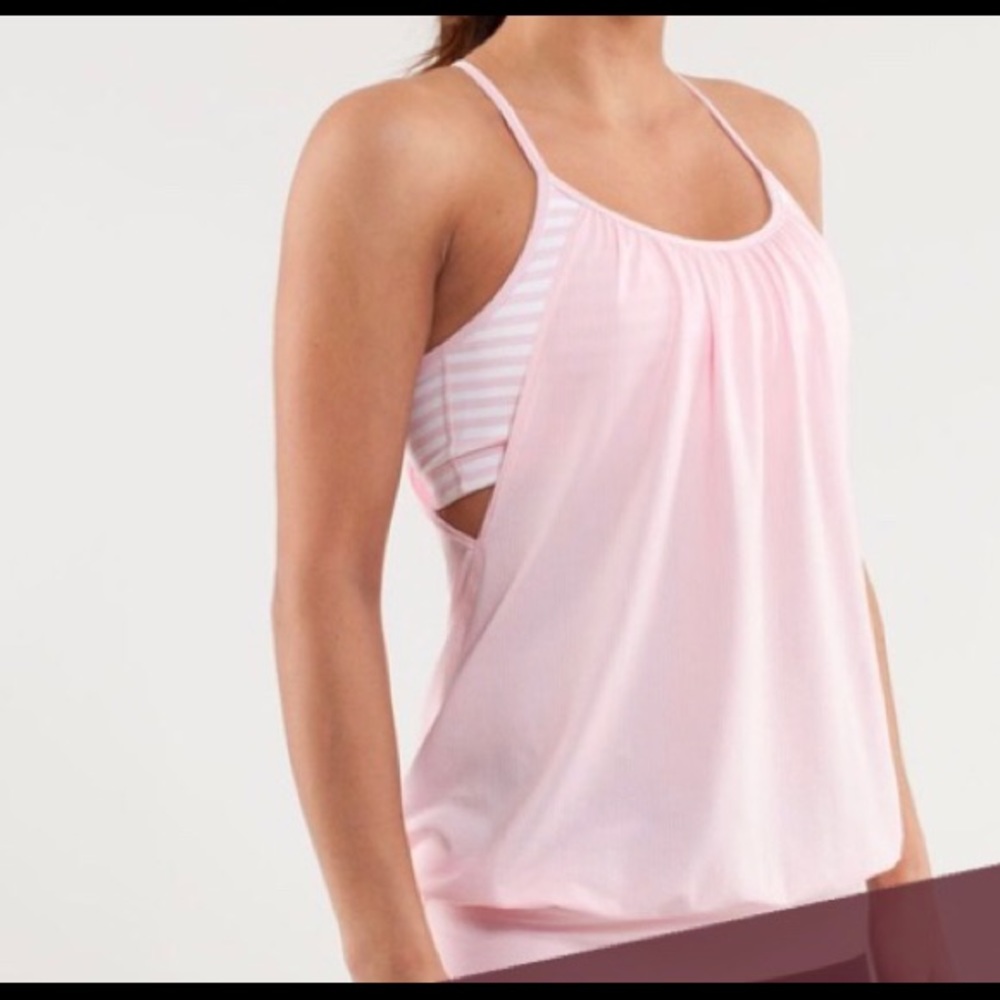Lululemon ‘No Limits’ top